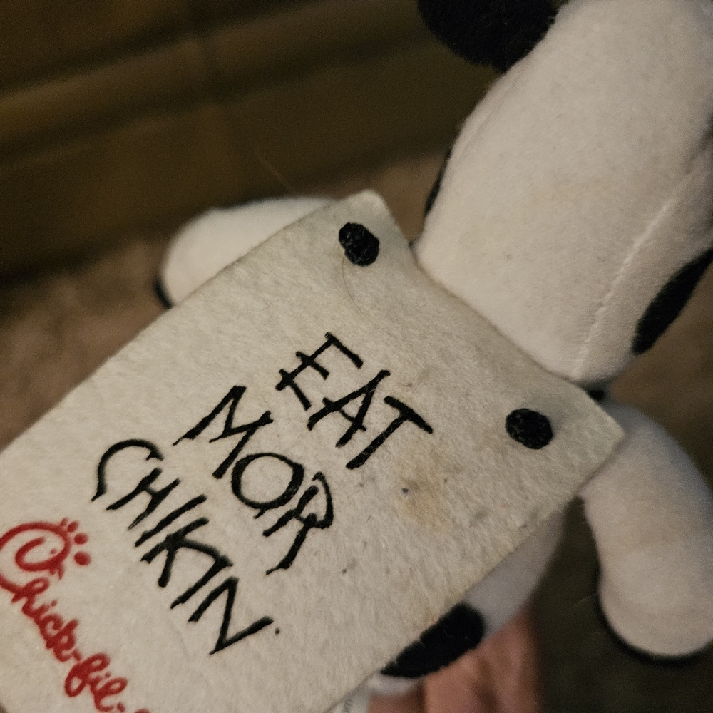 Chick Fil A Save R Hides Eat Chikin Cow - Picture 6 of 7